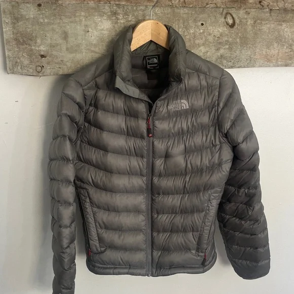 North Face Jacket - Picture 1 of 6